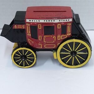 Vintage Wells Fargo Bank & Union Trust Co Stagecoach Metal Die Cast Coin Bank